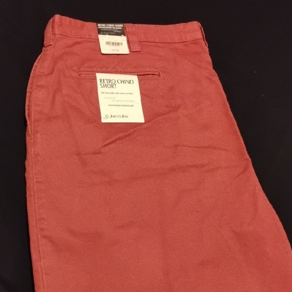 Men's 44 NWT St. John's Bay Shorts